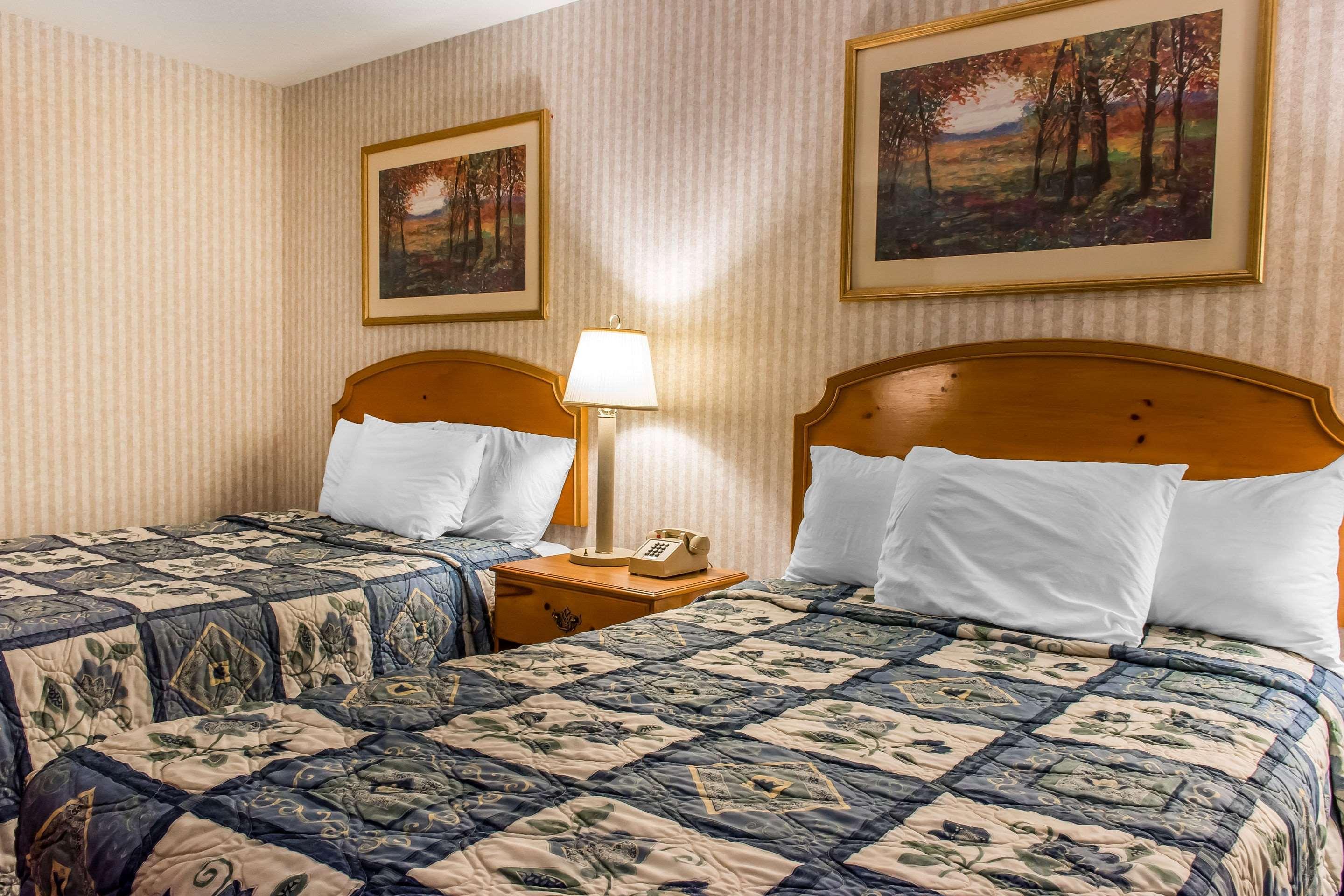 Rodeway Inn Amish Country Smoketown  Dış mekan fotoğraf